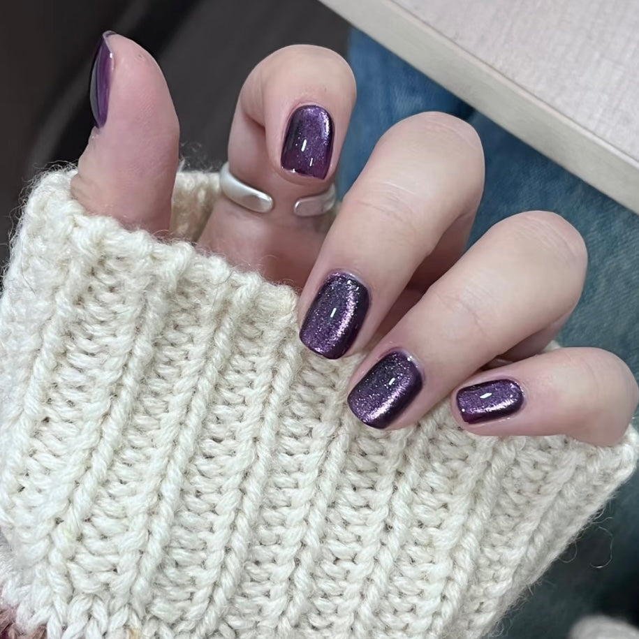 107-agatha-harkness-deep-plum-purple-magnetic-cat-eye-gel-polish-nail-color-3d-effect-shimmer-reflective-nail-art-professional-salon-quality